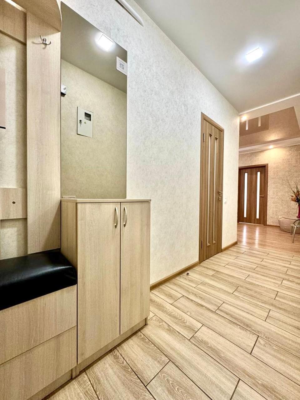 Apartpoltava Витончені Апартаменти Біля Лялькового Театру, Звітна Документація Для Відрядження, Банківський Чек Zewnętrze zdjęcie